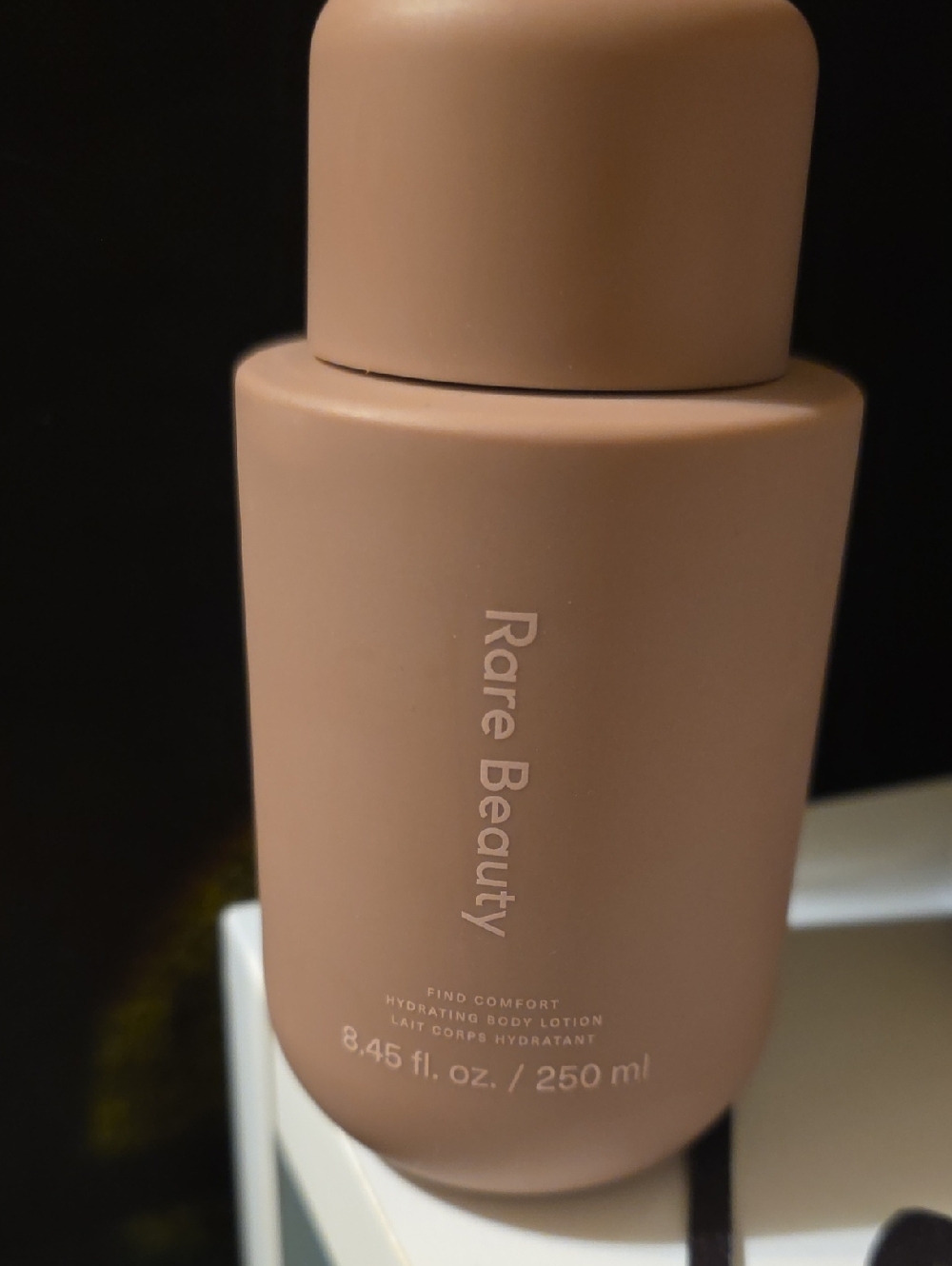 Rare Beauty Hydrating Body Lotion - Nude Peach